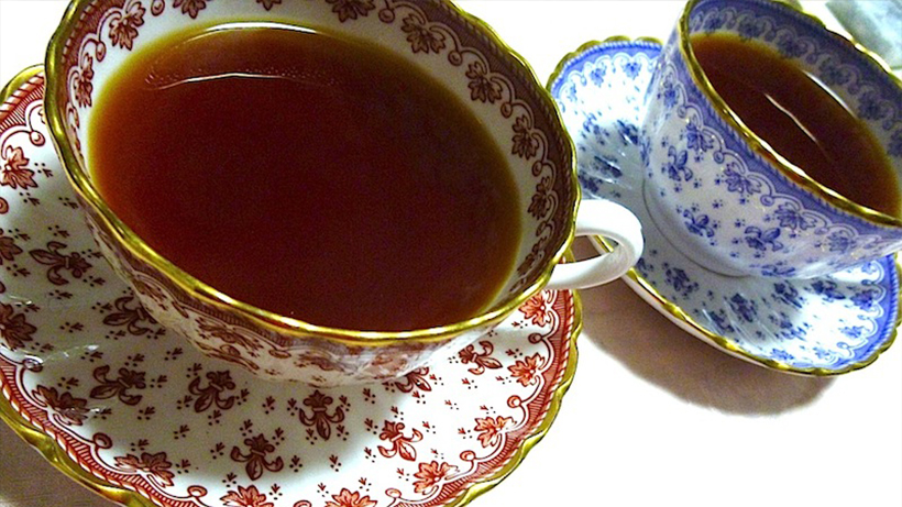 紅茶のグリン子先生×TRAVELING COFFEE 